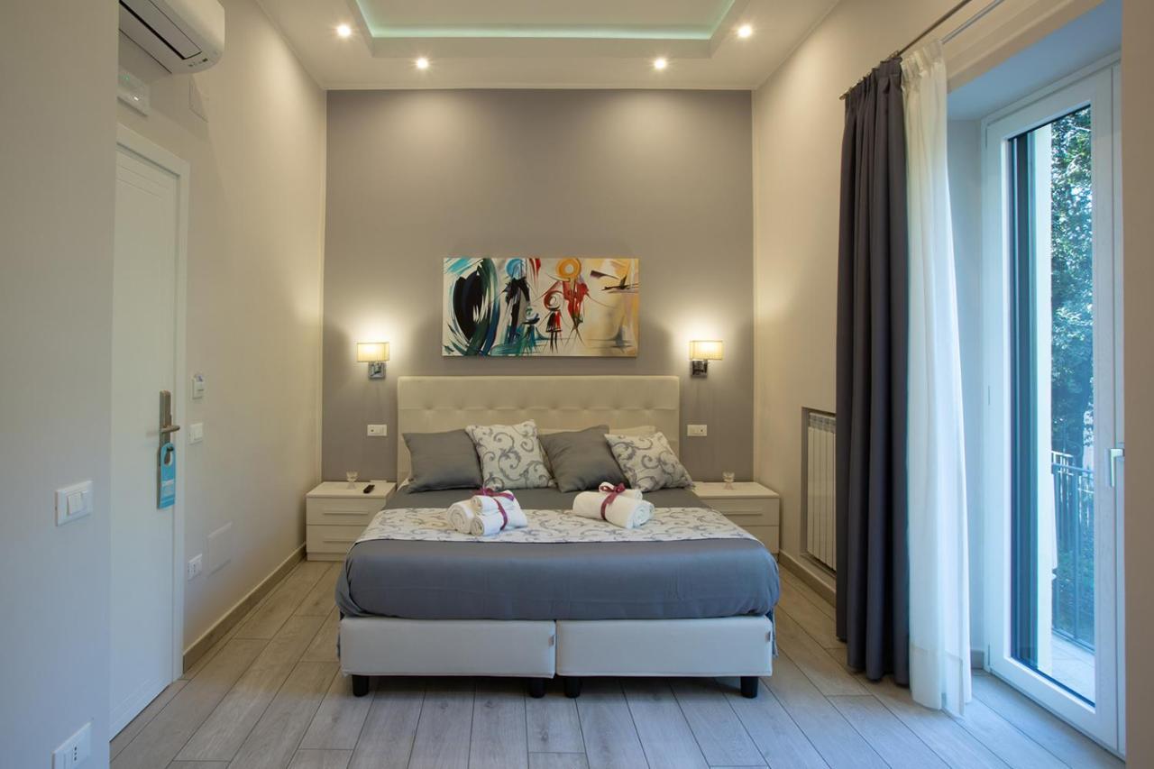 مبيت وإفطار كازيرتا Royal Gardens المظهر الخارجي الصورة