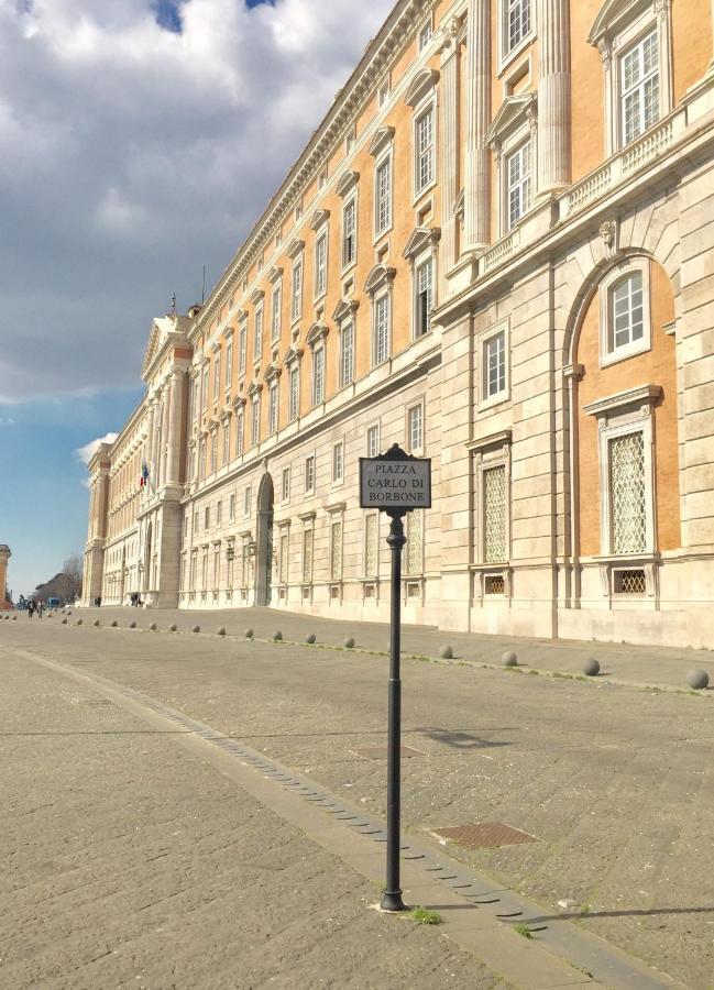 مبيت وإفطار كازيرتا Royal Gardens المظهر الخارجي الصورة