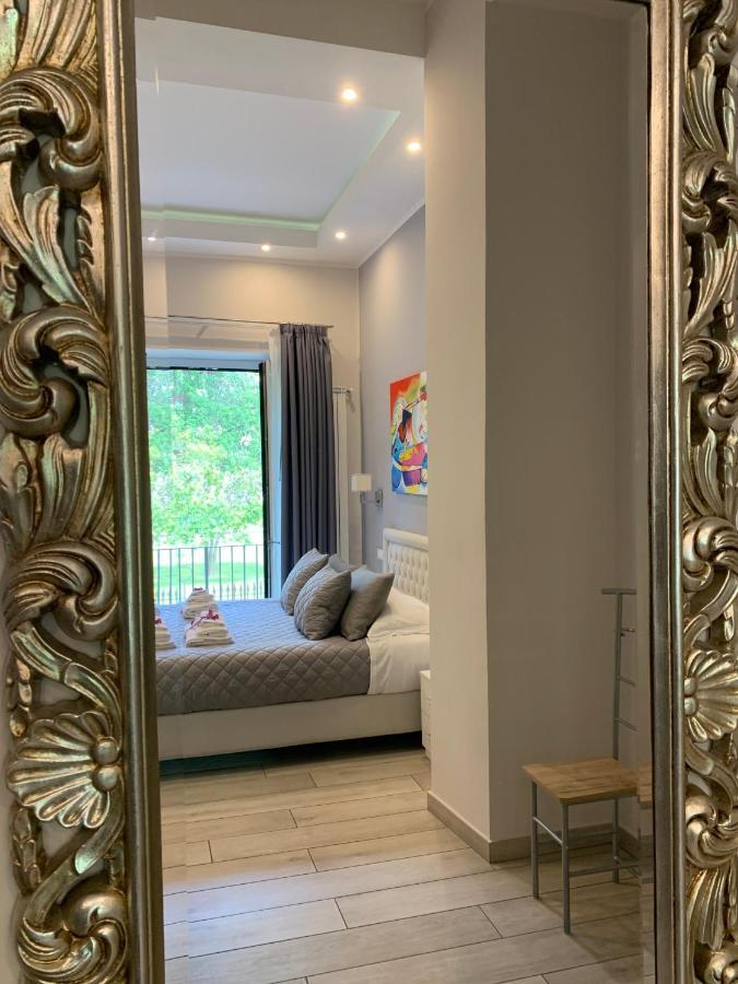 مبيت وإفطار كازيرتا Royal Gardens المظهر الخارجي الصورة